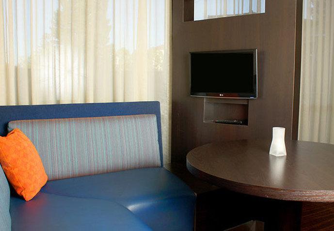 Courtyard By Marriott Santa Rosa Hotel Exterior photo